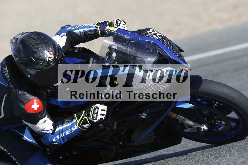 /02 28.-31.01.2025 Moto Center Thun Jerez/blau-blue/58